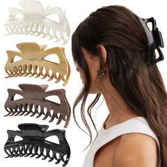 LILIEBE front packaging showing four 5.5-inch clips and protective box, durable gift-ready
