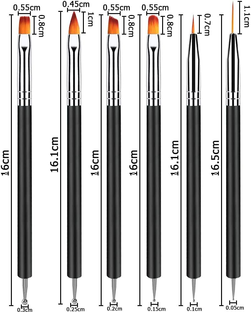 lofuanna builder-gel on brush demonstrating smooth gel application and shaping