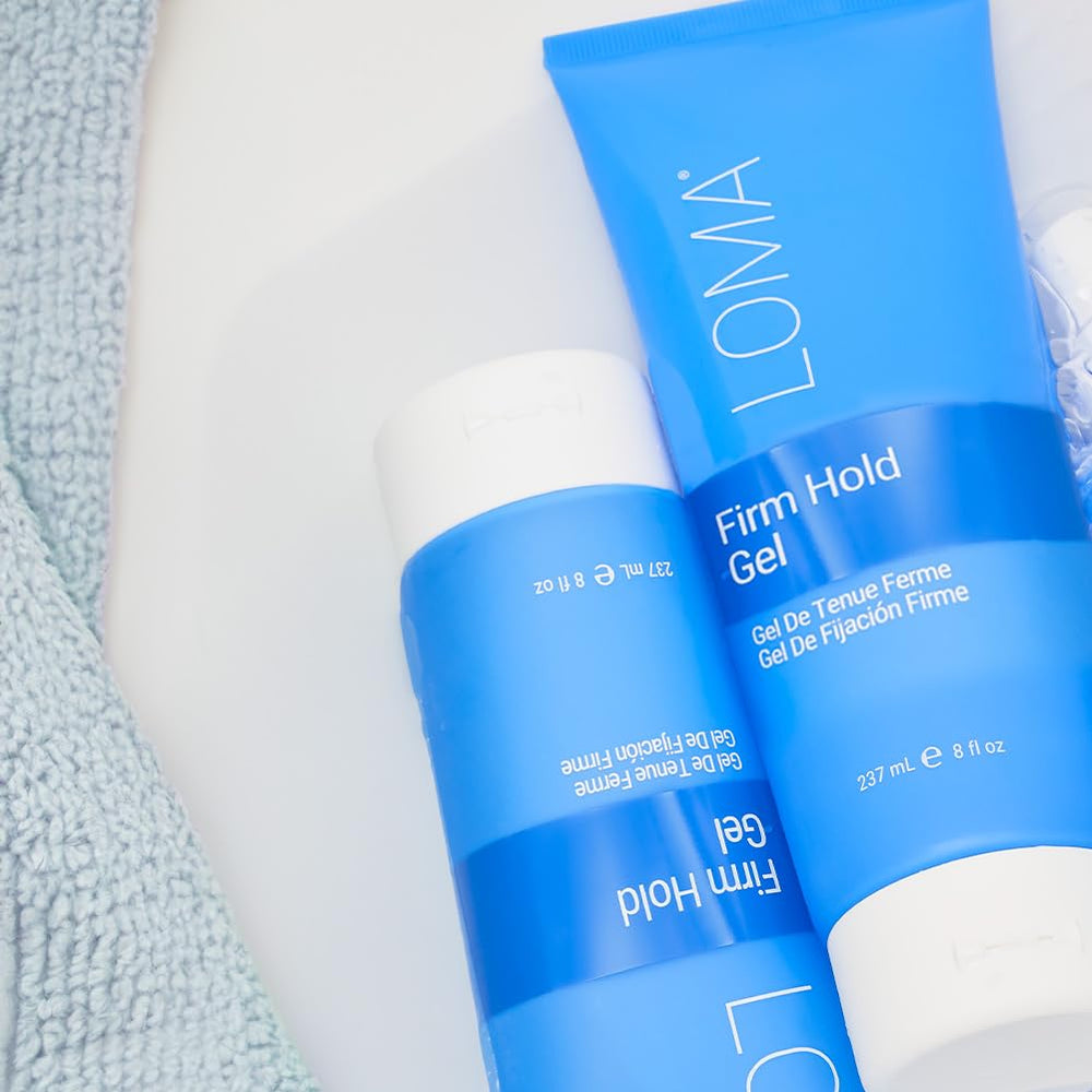 Outdoor lifestyle shot with Loma gel in bag, showing humidity-resistant performance