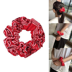 LOOKSEVEN scrunchie holding a ponytail, secure comfortable hold benefit