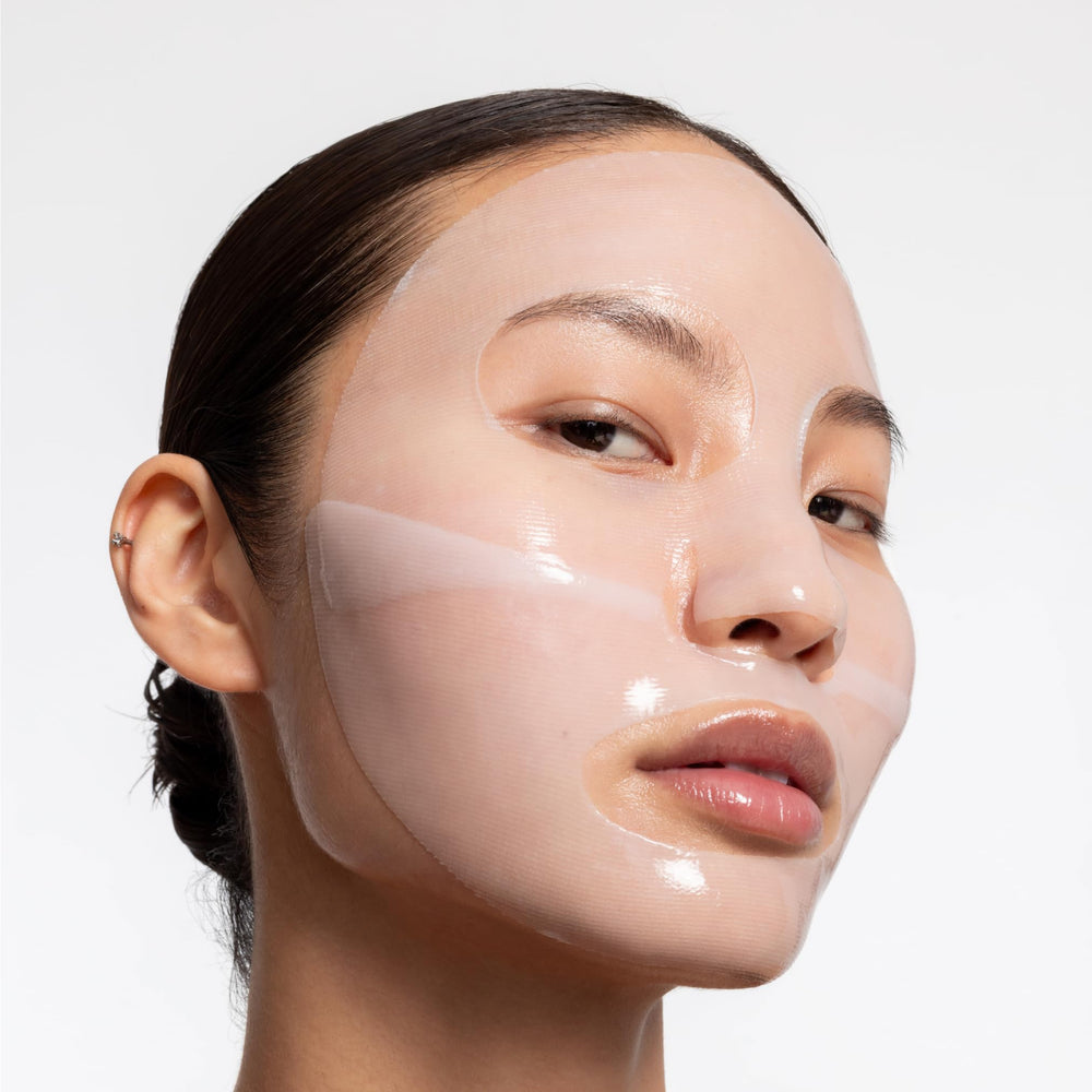 LOOPS close-up of hydrogel texture showing serum retention benefit