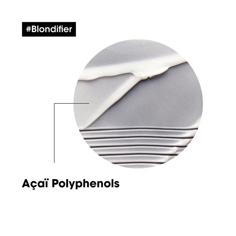 L'Oréal Professionnel Paris Blondifier in-salon use applying conditioner for smoother hair
