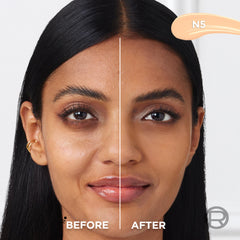 L'Oreal Paris flat-tip iron applicator close-up enabling precise under-eye application and easy coverage