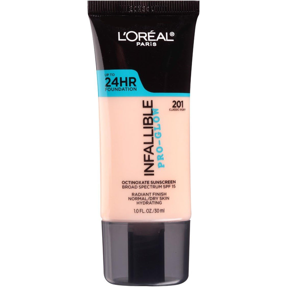 L'Oreal Paris front packaging showing shade Classic Ivory and longwear benefit