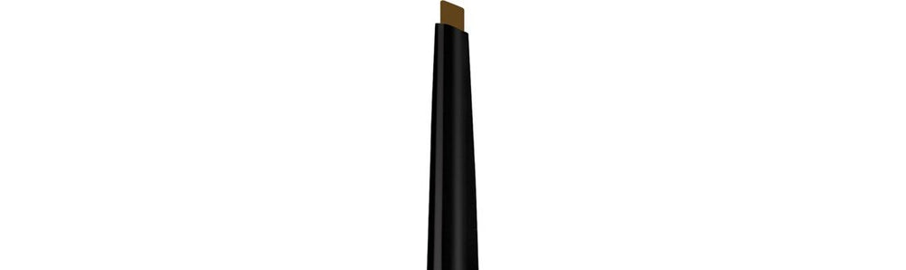 L'Oréal Paris spoolie blending action on brows for natural, diffused finish