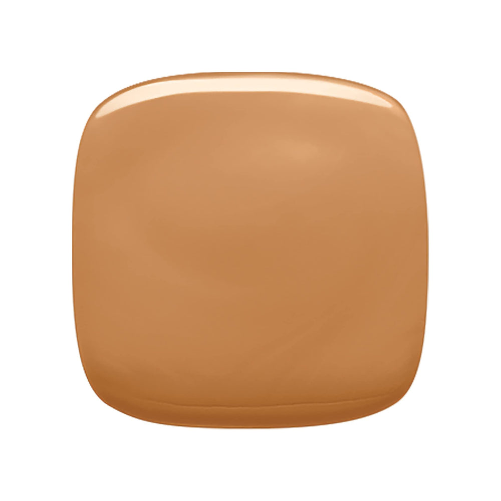 L'Oreal Paris foundation applied with fingers for quick, natural coverage