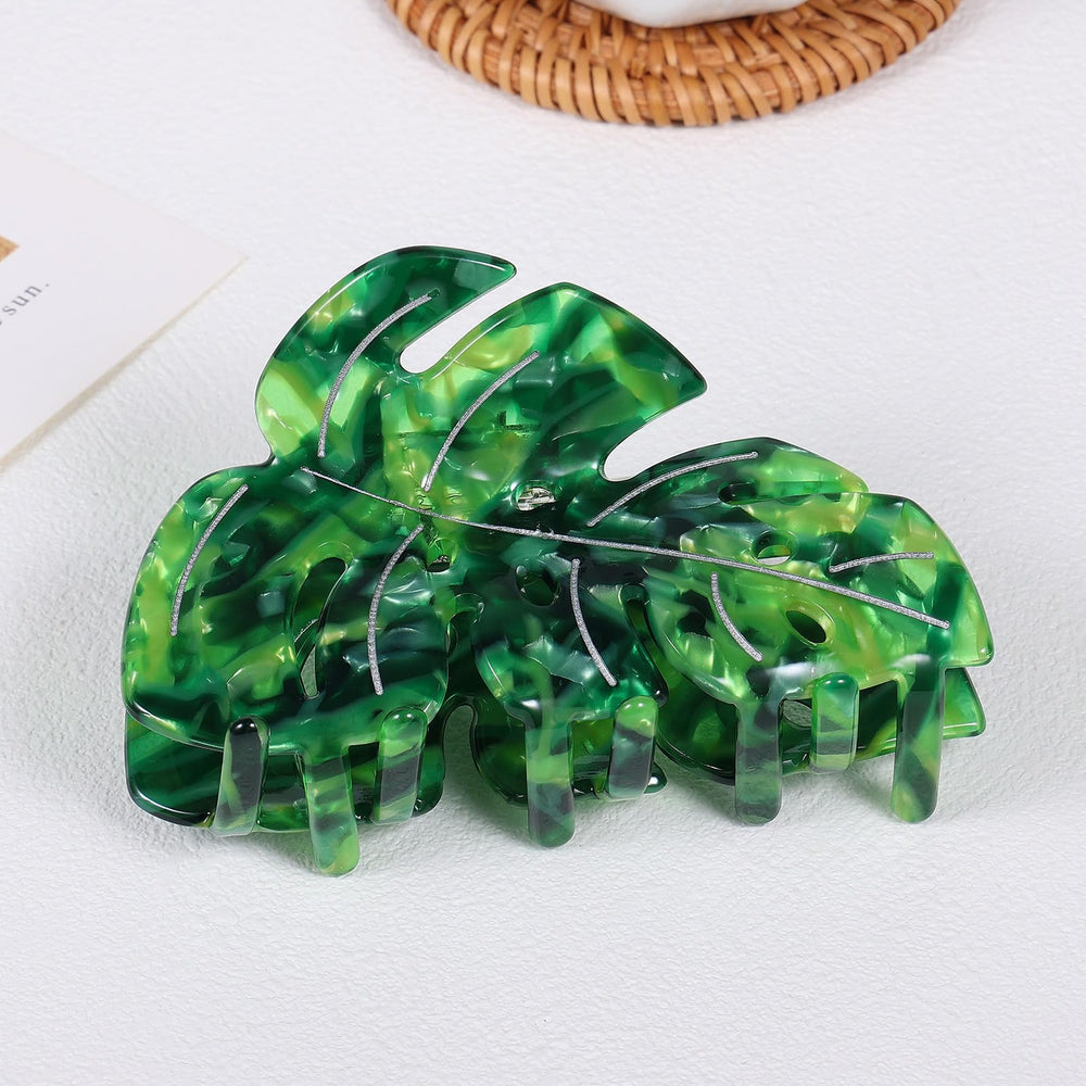 LSVOZ clip paired with spring outfit showing decorative accessory