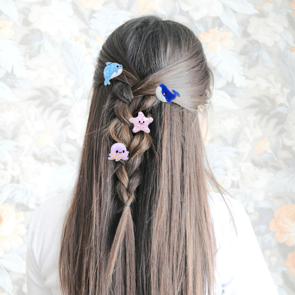 Lusofie in-use half-up hairstyle showing decorative hold and no-slip benefit