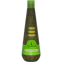 Macadamia Natural Oil pump dispensing foam demonstrating gentle lathering benefit