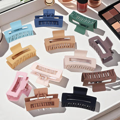 mandydov clips on vanity suggest multi-use travel and gifting convenience