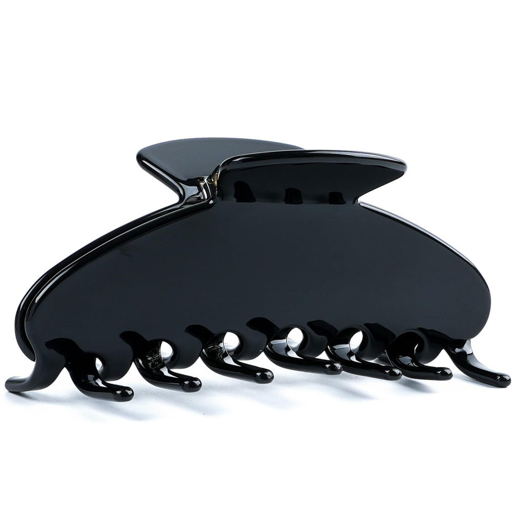 MAORULU front view of solid black claw clip showing sleek French design and reliable hold