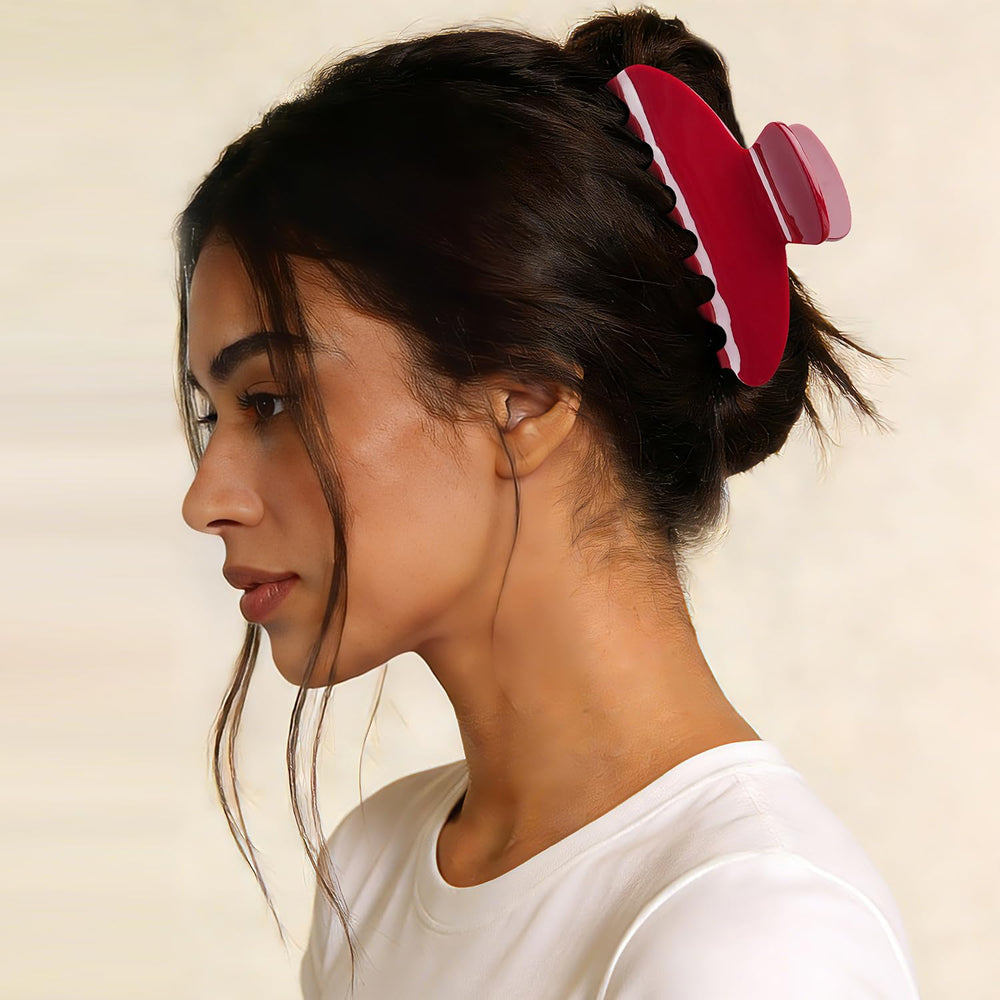 MAORULU next to a ruler showing 4.3 inch size for clear scale and styling versatility