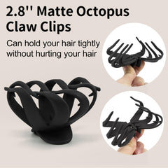 MAORULU clip held in hand to show 2.8-inch scale for travel convenience