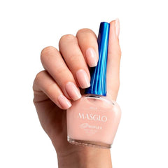 MASGLO Bella brush applying smooth texture for streak-free coverage