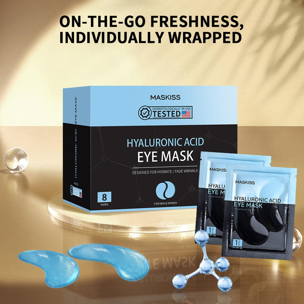 Maskiss lifestyle relaxing use with a user enjoying a quick under-eye refresh