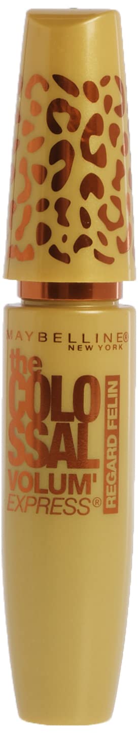 MAYBELLINE claw brush close-up highlighting brush shape and precision for corner lash lift benefit