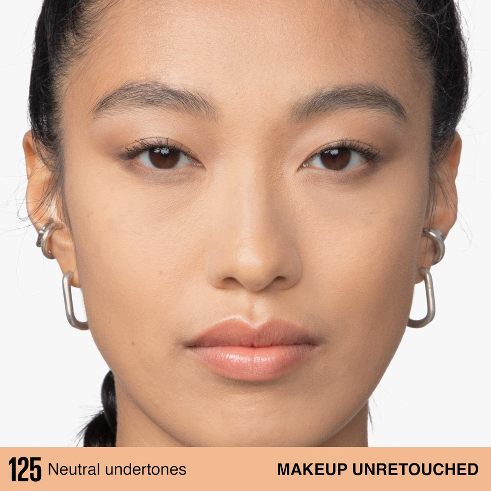 Maybelline close-up of silky foundation texture, highlights lightweight blendability