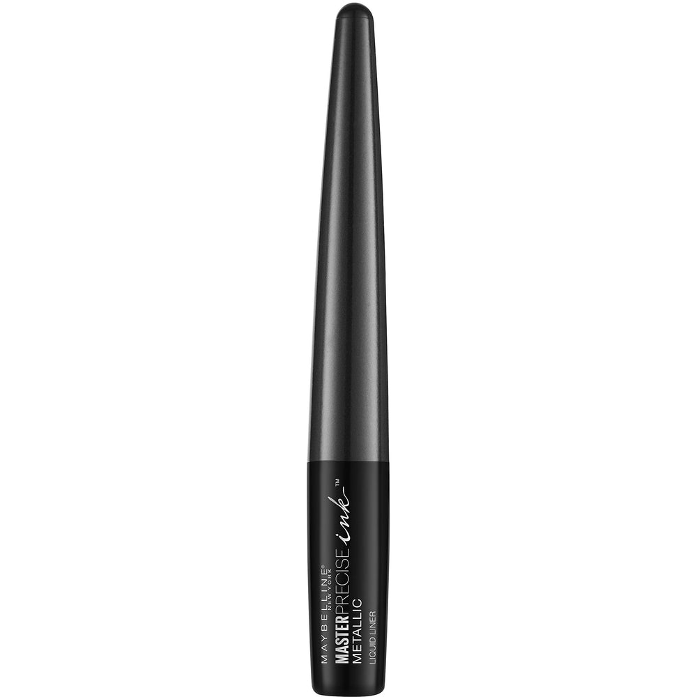 Maybelline Master Precise Ink smart-tip close-up for precision and smooth lines