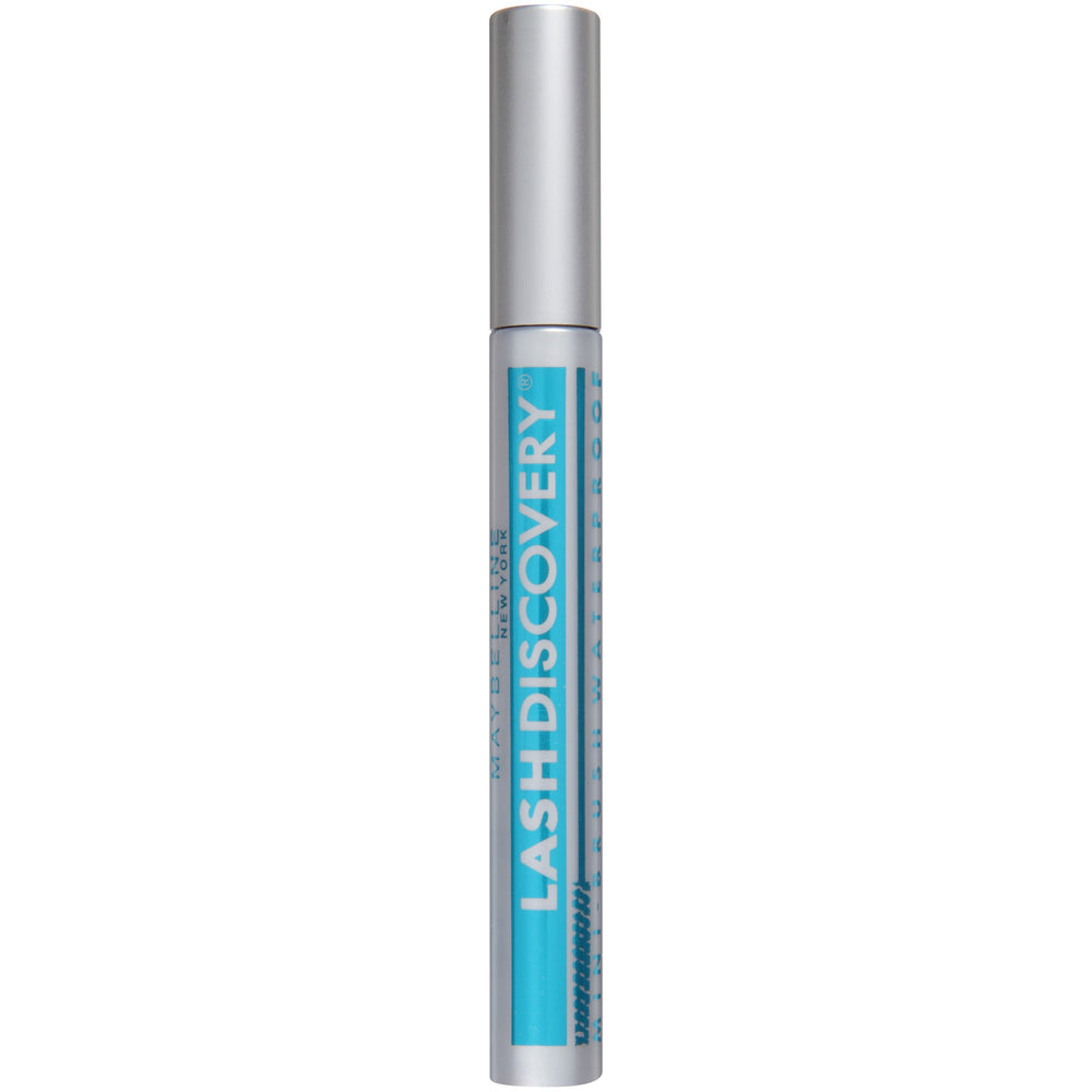 MAYBELLINE close-up of mini brush highlighting precision tip for corner-to-corner reach