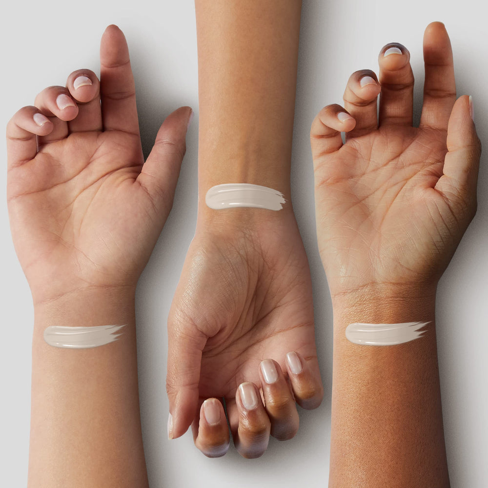 MAYBELLINE paddle applicator close-up showing precise placement advantage