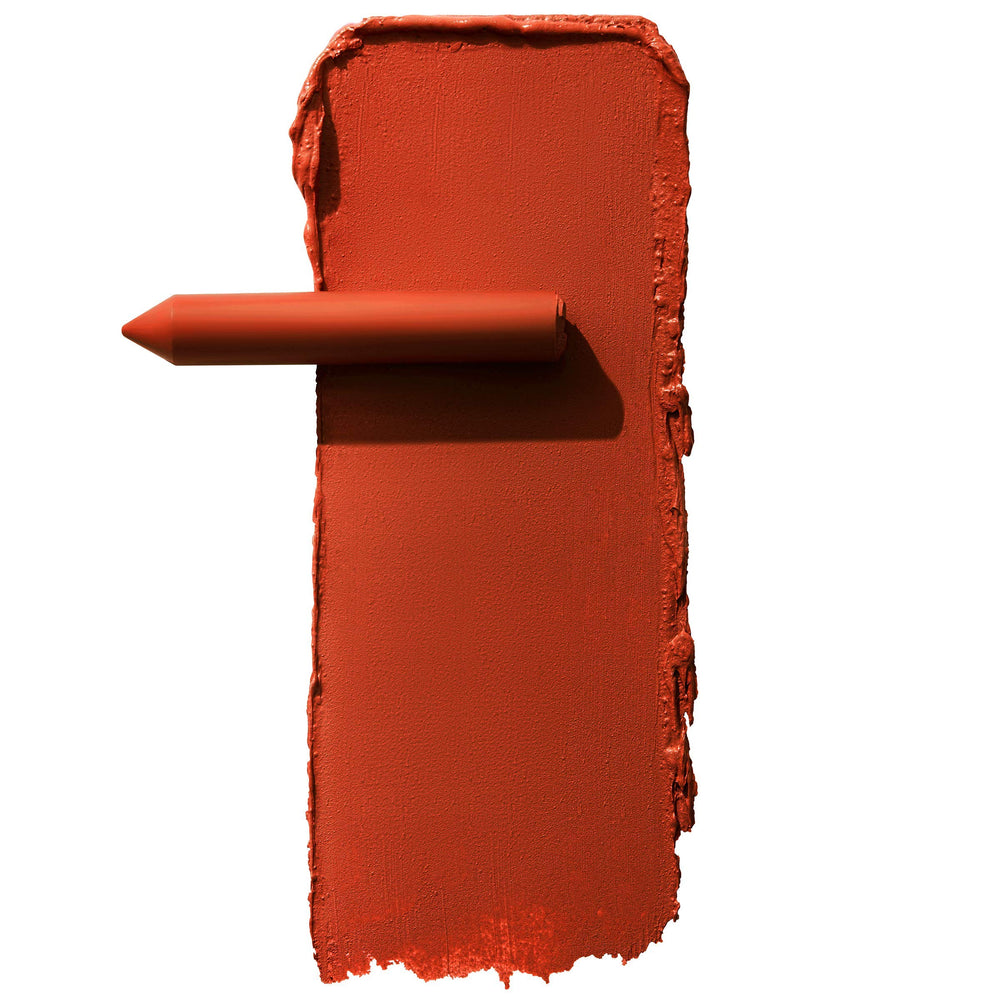 Maybelline crayon in lifestyle outfit setting showing versatile everyday wear