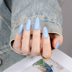 MAYCHAO bottle next to hand showing 15ml size and travel-friendly benefit