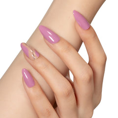MAYCHAO manicure under LED lamp showing cured shine and quick curing benefit