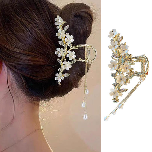 Mdscve jasmine clip front view showing floral rhinestone detail and elegant shine benefit