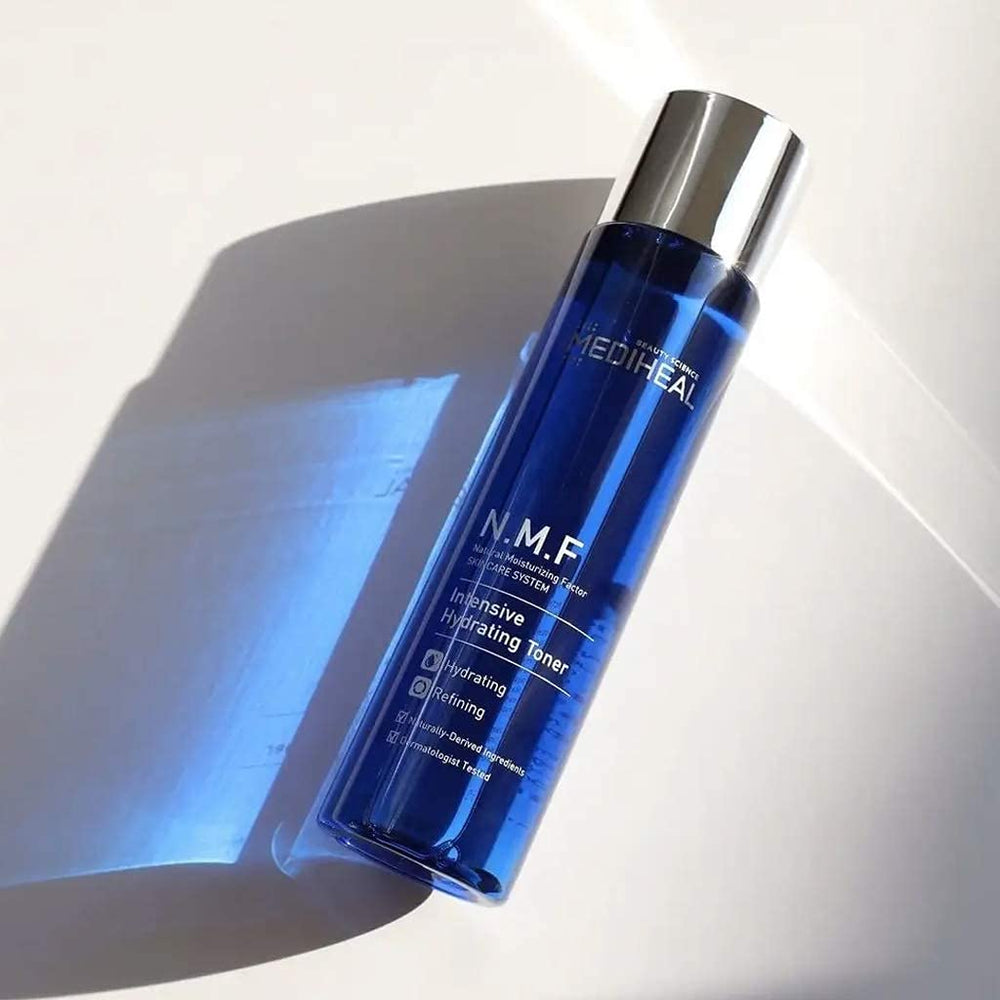 MEDIHEAL toner pouring texture on hand demonstrating lightweight hydration