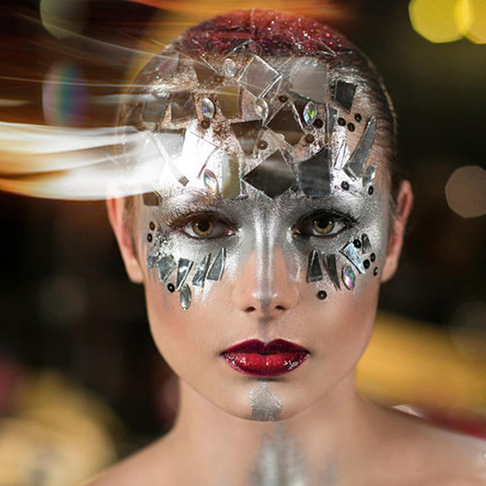 MEICOLY lifestyle Halloween scene showing dramatic costume-ready shine