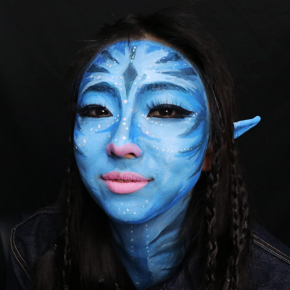 MEICOLY paint spread on skin demonstrating even coverage and blend