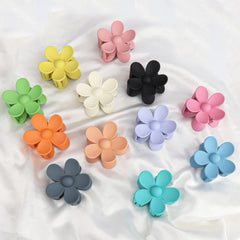 Messen clips on a vanity showing everyday convenience and style