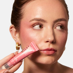 Milani Cheek Kiss blended cheek application demonstrating natural flush and luminous glow benefit