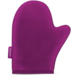 MINETAN mitt front angled showing shape and even application benefit