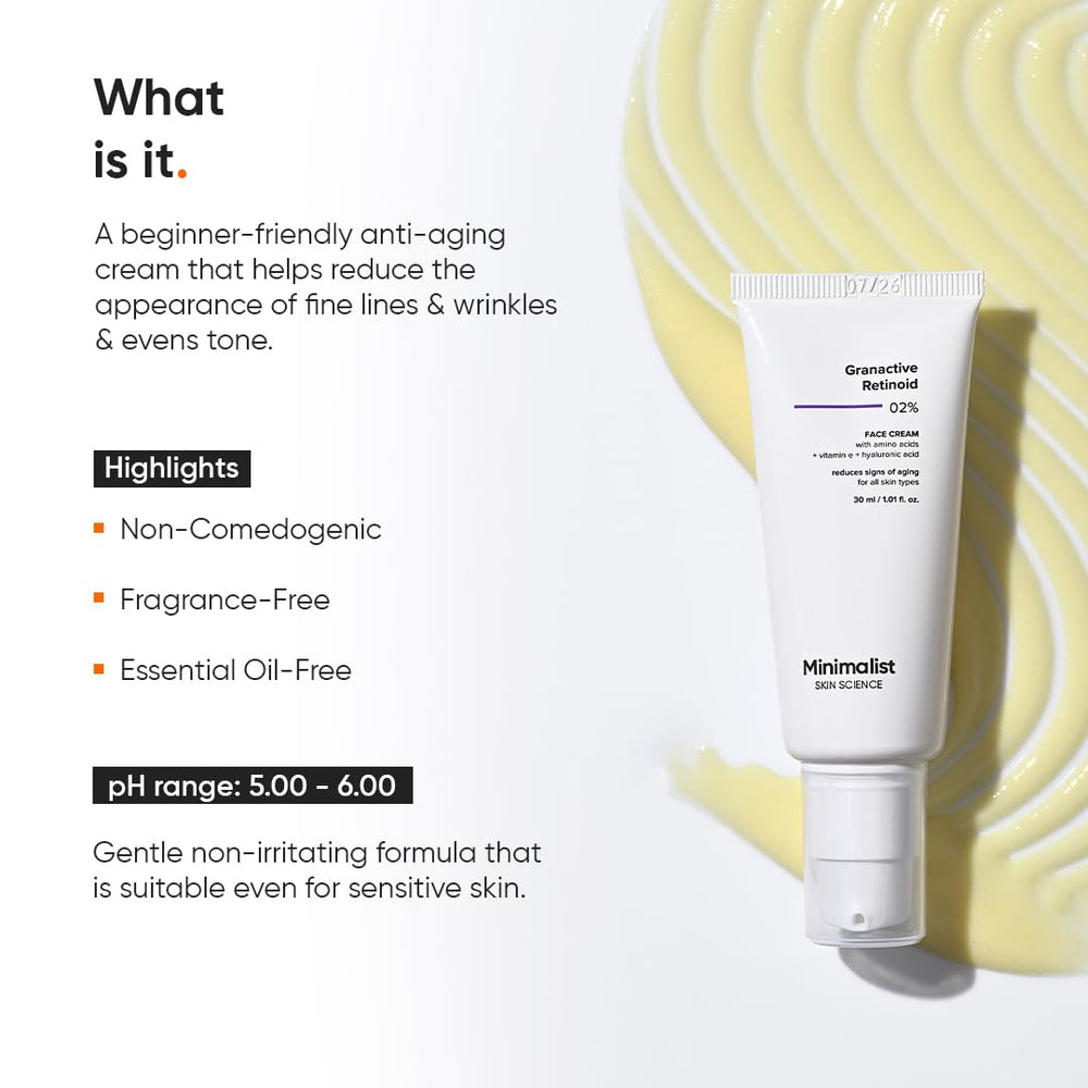 Minimalist retinoid cream texture close-up demonstrating smooth hydration