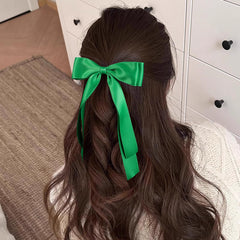 Miroksh bow worn in a ponytail demonstrating instant polished hairstyle upgrade