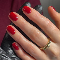 Modelones close-up of squoval nail shape highlighting precise fit