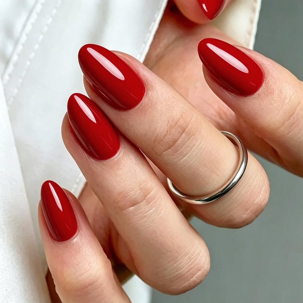 modelones front packaging showing kit contents and red almond nails benefit quick selection