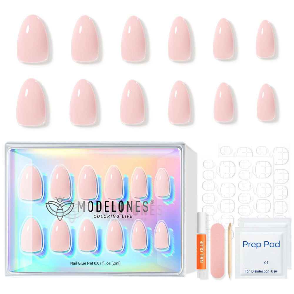 modelones lifestyle shot of woman wearing nails for instant polished look