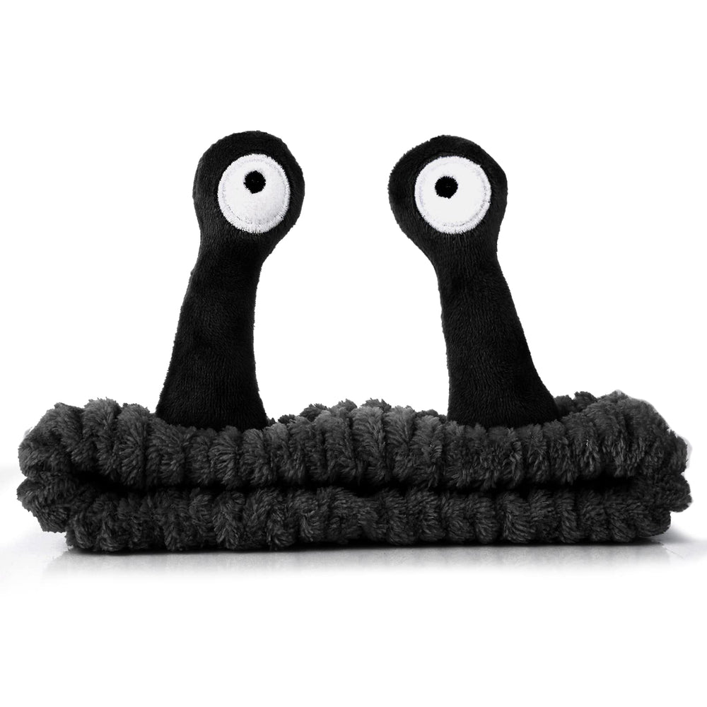 Molain front view of black headband shows cute design and tidy look