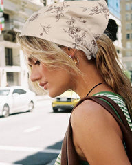 Molans comparison next to ruler to show scarf size and adjustability