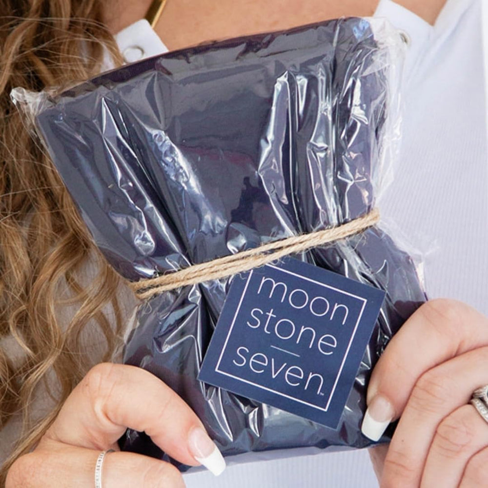 MoonstoneSeven wrapped curls detail illustrating clumping and definition benefit