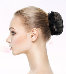 Mozeat Lens lifestyle professional setting on nurse demonstrating tidy, hygienic bun