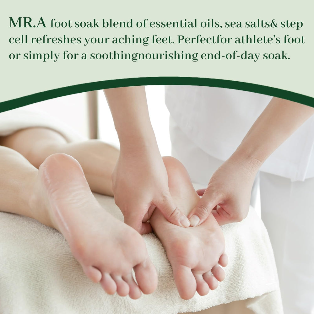 MR.A single sachet close-up highlighting tea tree and lavender labeling benefits