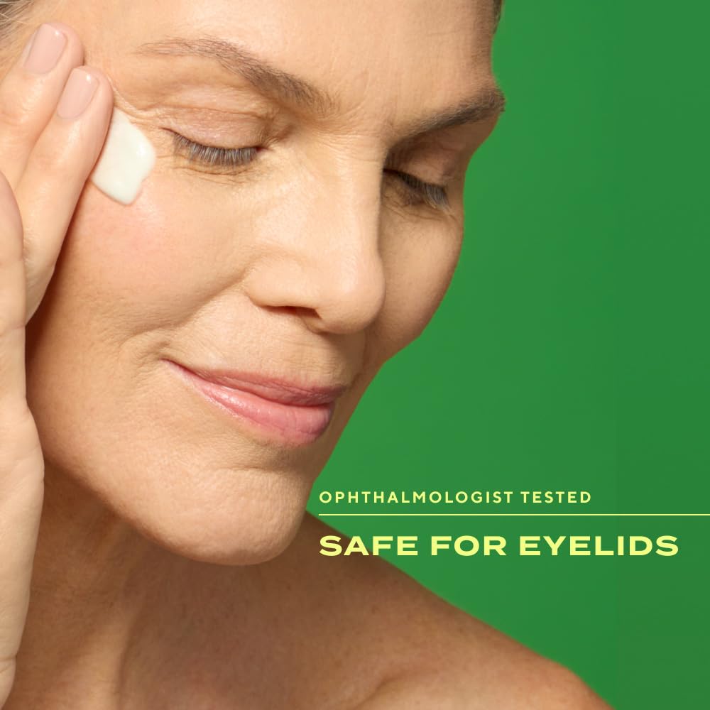 Murad retinal ReSculpt cap and dispenser detail showing controlled dosing for delicate eyes