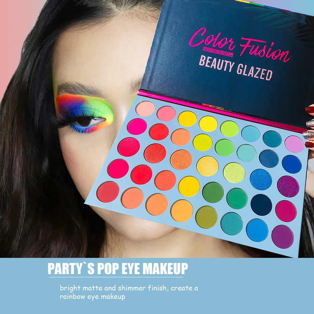 MYUANGO matte texture zoom showing smooth blendable powder that layers without patching