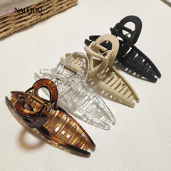 Nalodu clip on bathroom vanity in lifestyle scene, everyday styling convenience benefit