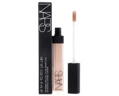 NARS concealer doe-foot applicator closeup delivering blendable precise application