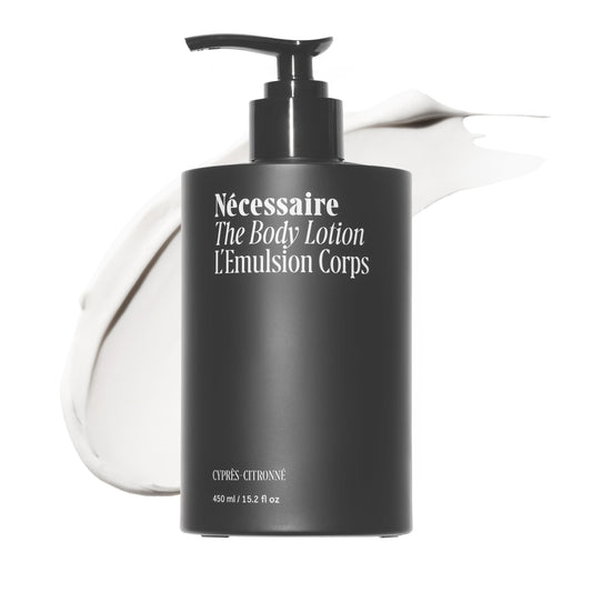 Nécessaire front bottle image showing clean design and clear product benefit