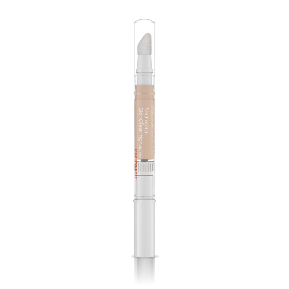 Neutrogena applicator tip close-up for precise spot application and convenience